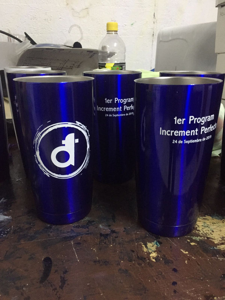 termo o cilindro con tu marca, contamos con los articulos de la mejor calidad para tu empresa los personalizamos para que dejes un recuerdo memorable 