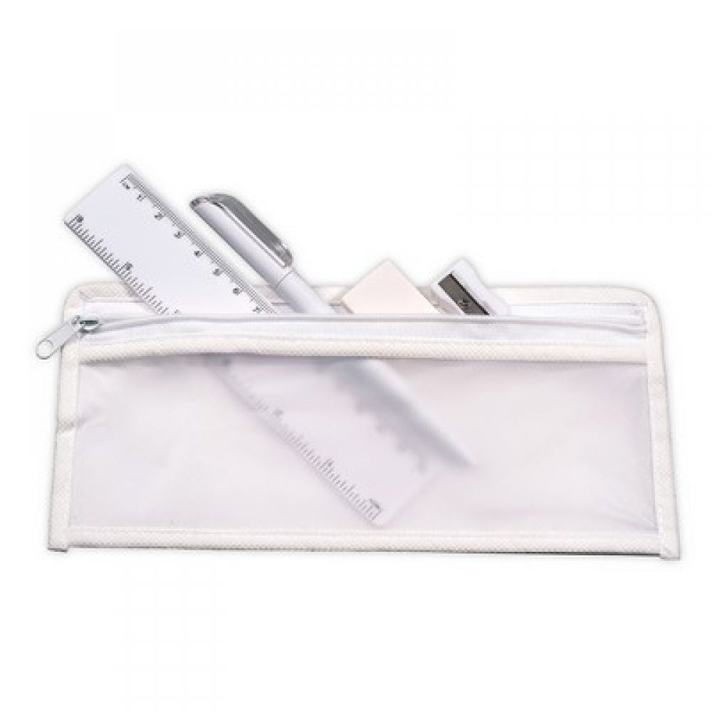 Clave:  AE-90059 Producto:  ESTUCHE ESCOLAR CON 4 ACCESORIOS